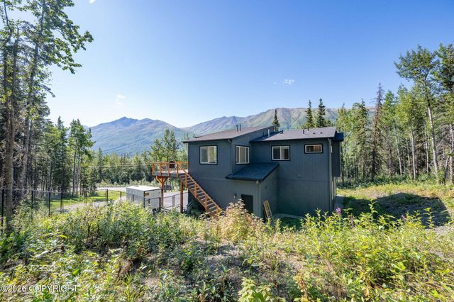 27615 Eagle River Road, Eagle River, AK 99577