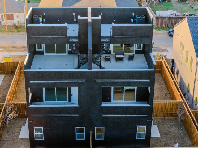 2804 Guymon Street, Dallas, TX 75212