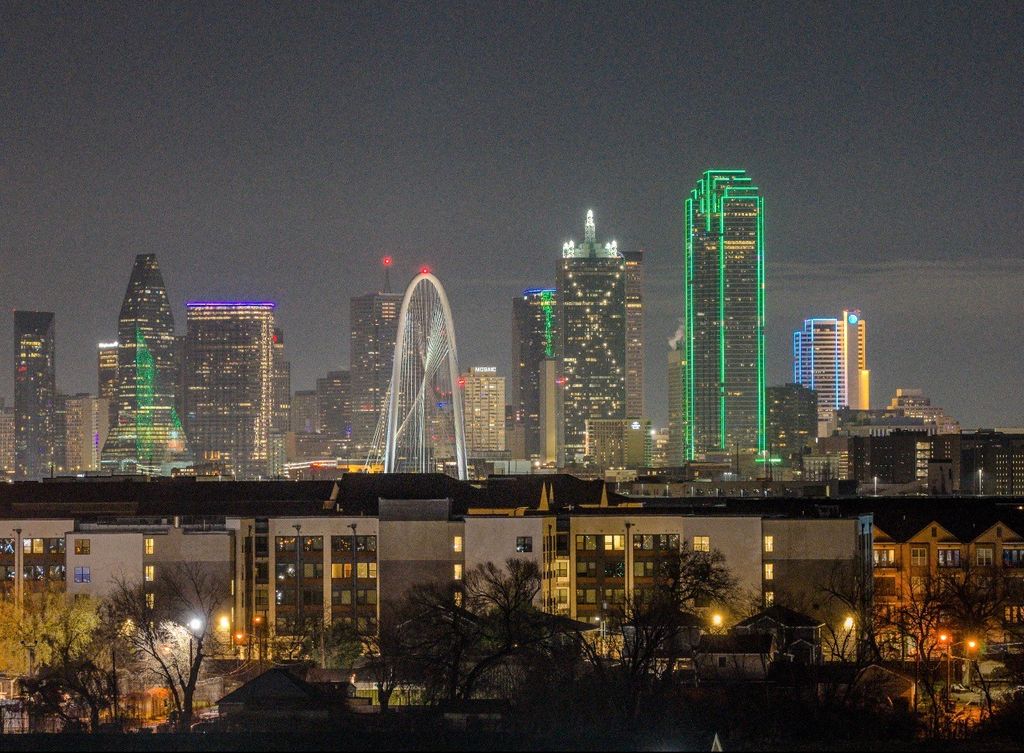 2804 Guymon Street, Dallas, TX 75212