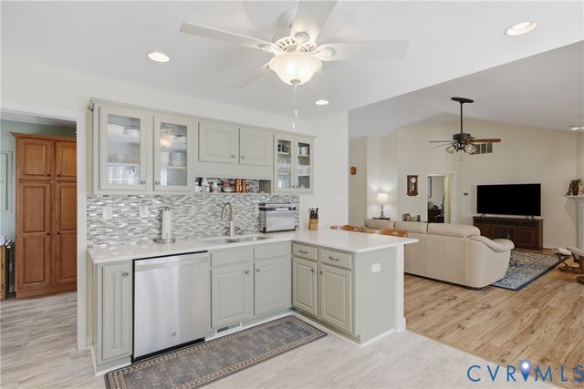 1840 Fairpine Dr, Powhatan, VA 23139