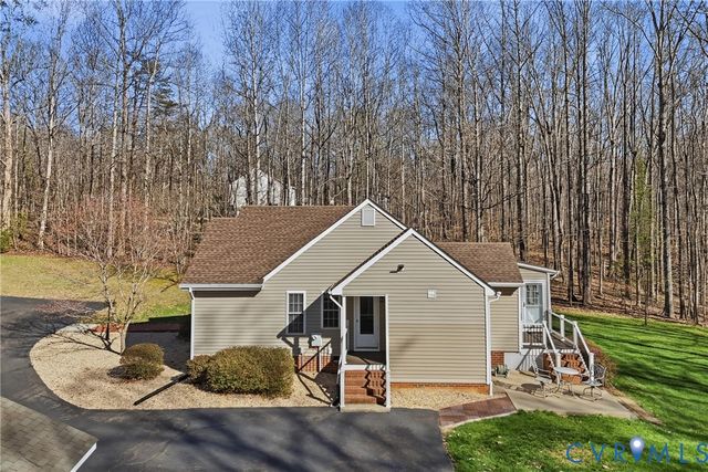 1840 Fairpine Dr, Powhatan, VA 23139