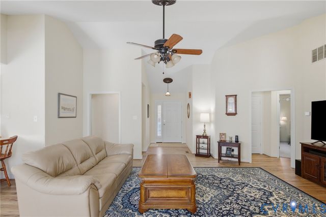 1840 Fairpine Dr, Powhatan, VA 23139