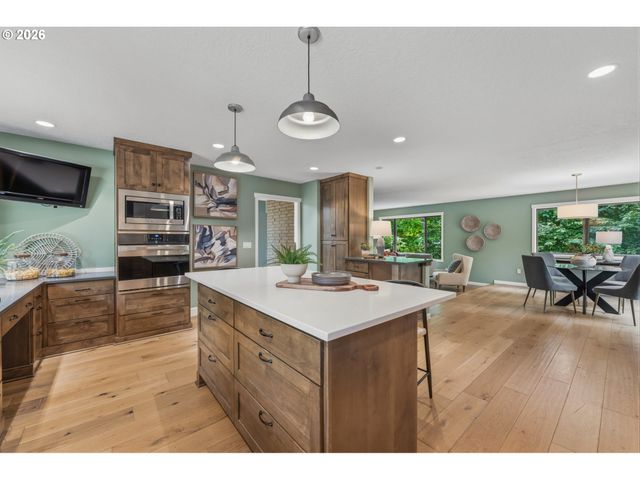 12395 Nw BIG FIR Cir, Portland, OR 97229