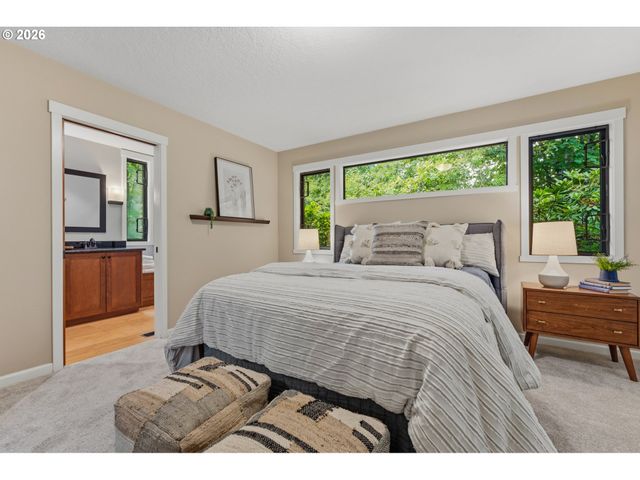 12395 Nw BIG FIR Cir, Portland, OR 97229