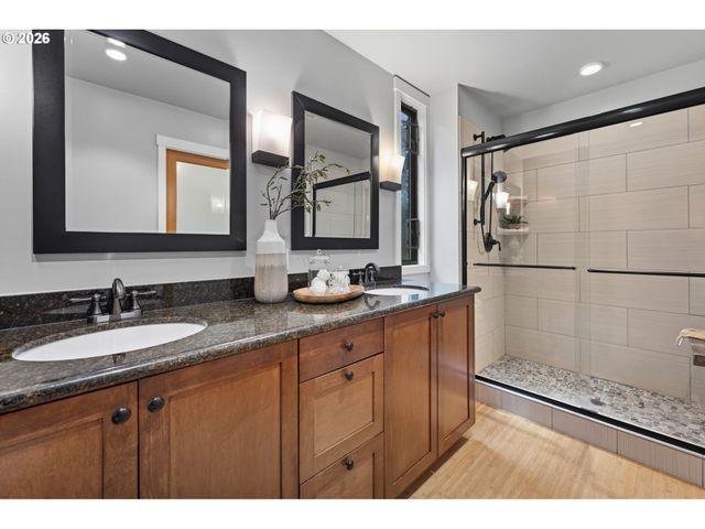 12395 Nw BIG FIR Cir, Portland, OR 97229