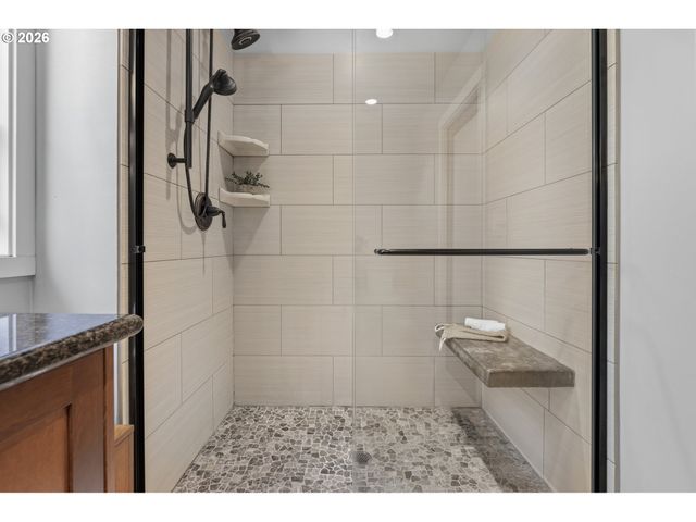 12395 Nw BIG FIR Cir, Portland, OR 97229