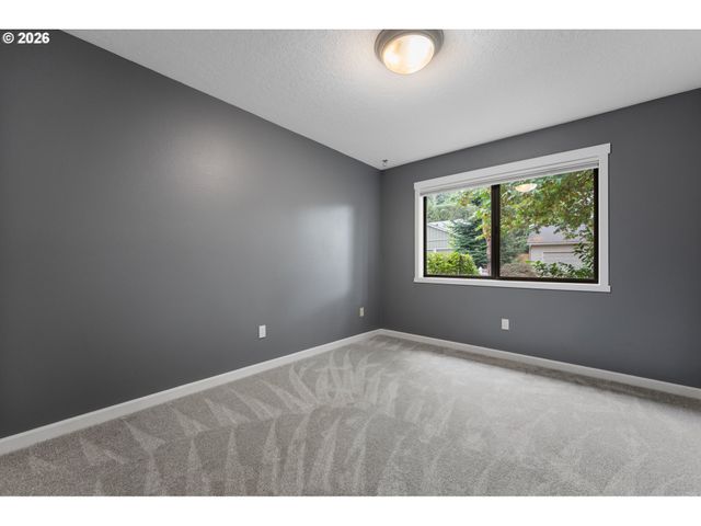12395 Nw BIG FIR Cir, Portland, OR 97229