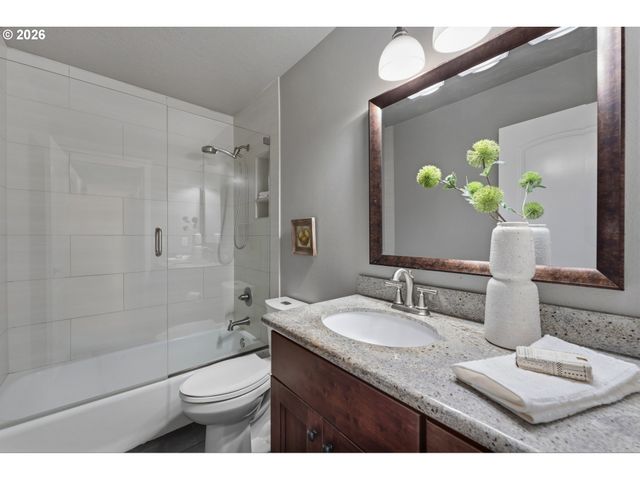 12395 Nw BIG FIR Cir, Portland, OR 97229