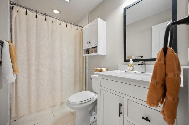 3234 High Lark Drive, Dallas, TX 75234