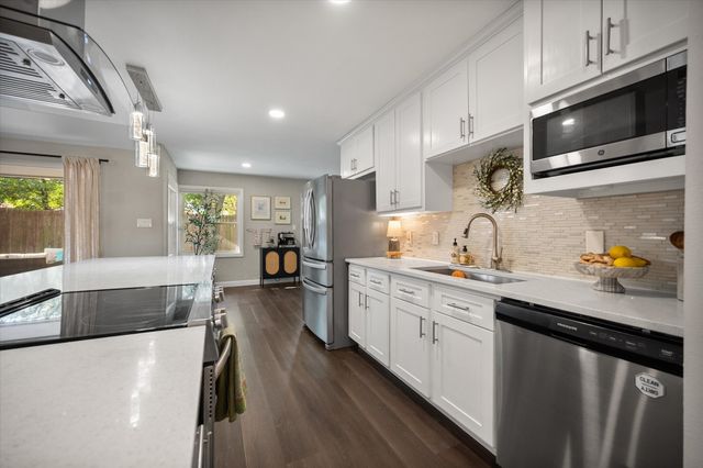 3234 High Lark Drive, Dallas, TX 75234