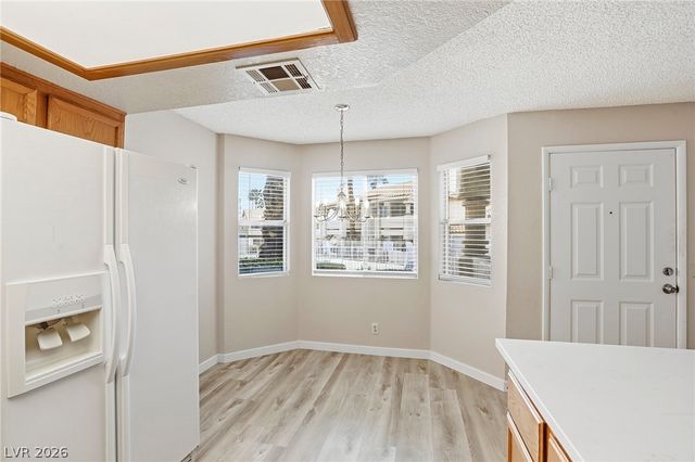 916 Rockview Drive 102, Las Vegas, NV 89128