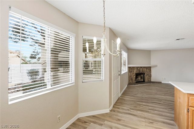 916 Rockview Drive 102, Las Vegas, NV 89128