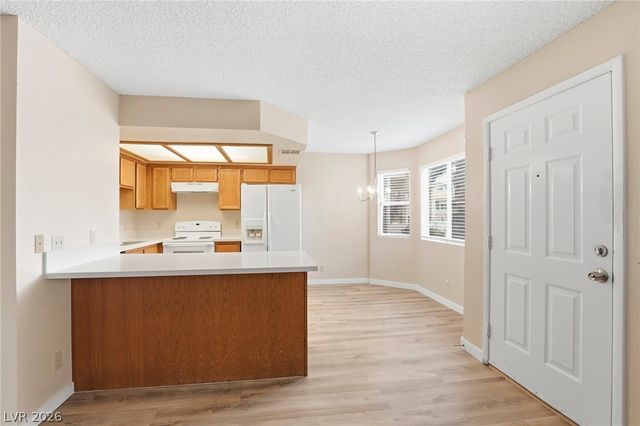 916 Rockview Drive 102, Las Vegas, NV 89128