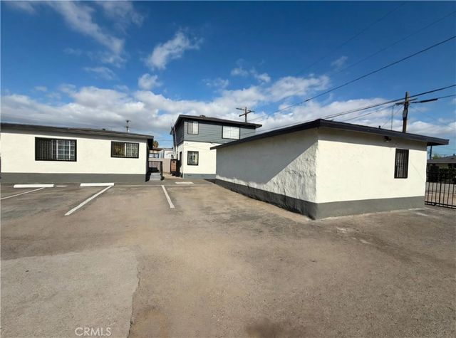 124 W Rosecrans Ave, Compton, CA 90222