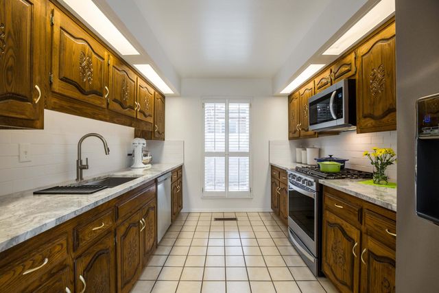 7405 Chaco Road NE, Albuquerque, NM 87109