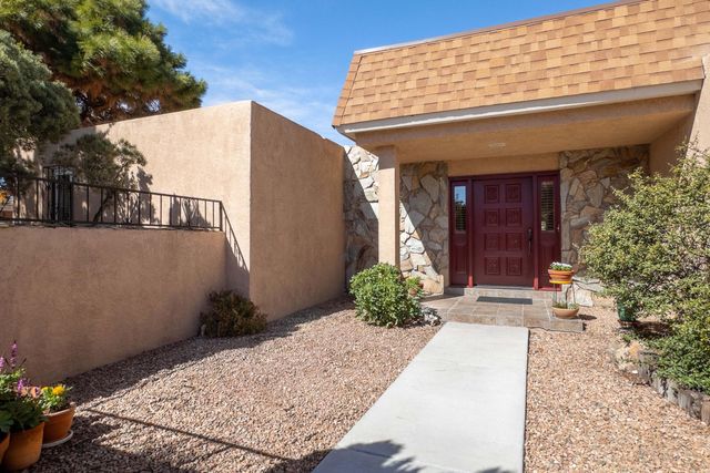 7405 Chaco Road NE, Albuquerque, NM 87109