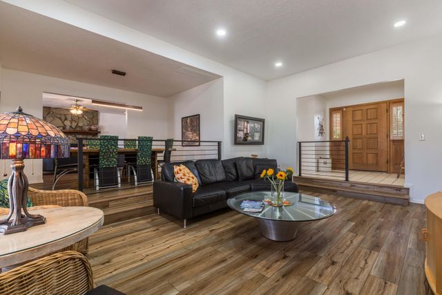 7405 Chaco Road NE, Albuquerque, NM 87109