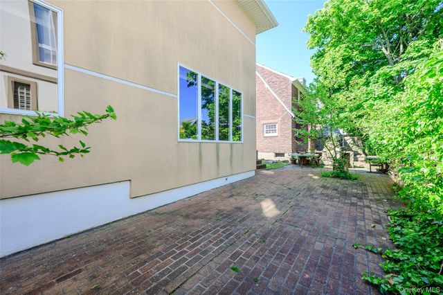 13802 Rockaway Beach Boulevard, Belle Harbor, NY 11694