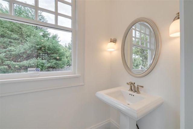 1005 NW 18th Street, Oklahoma City, OK 73106