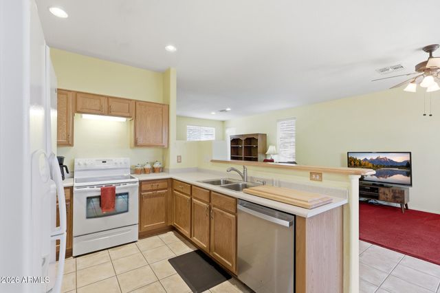 13627 W TARA Lane, Surprise, AZ 85374