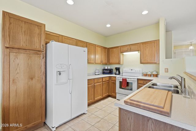 13627 W TARA Lane, Surprise, AZ 85374