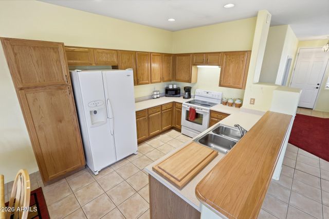 13627 W TARA Lane, Surprise, AZ 85374