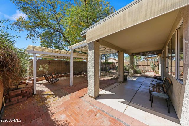 13627 W TARA Lane, Surprise, AZ 85374