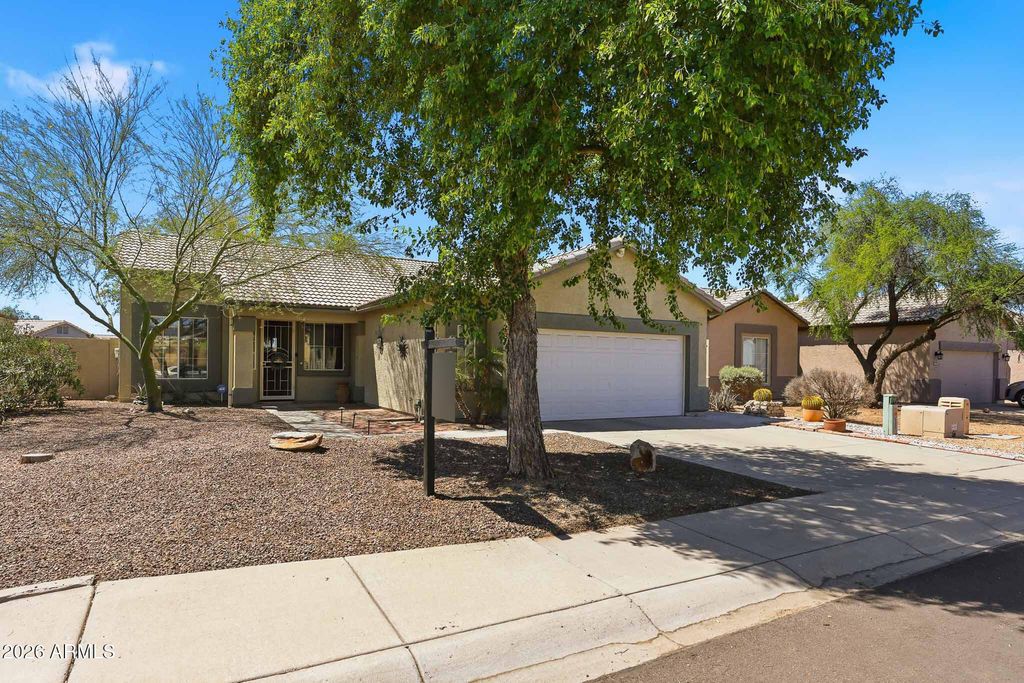 13627 W TARA Lane, Surprise, AZ 85374