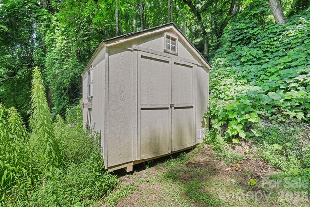 6115 Skyland Drive, Sylva, NC 28779