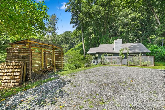 6115 Skyland Drive, Sylva, NC 28779