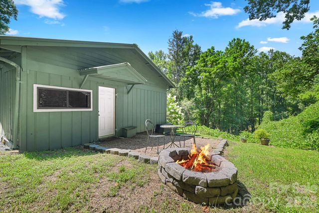 6115 Skyland Drive, Sylva, NC 28779