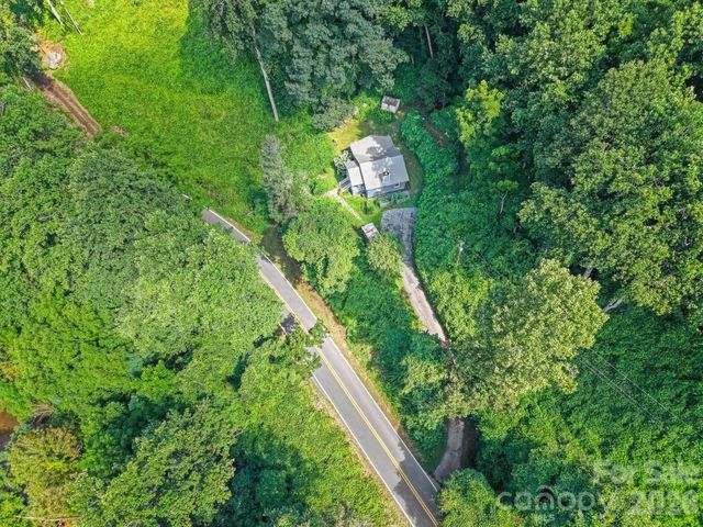 6115 Skyland Drive, Sylva, NC 28779
