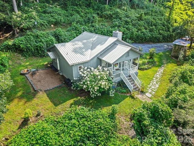 6115 Skyland Drive, Sylva, NC 28779