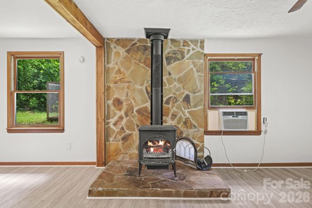 6115 Skyland Drive, Sylva, NC 28779
