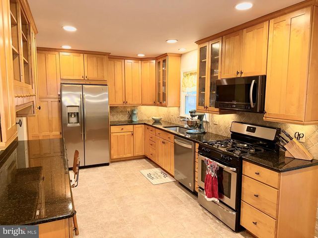 128 COURTHOUSE RD, Stafford, VA 22554