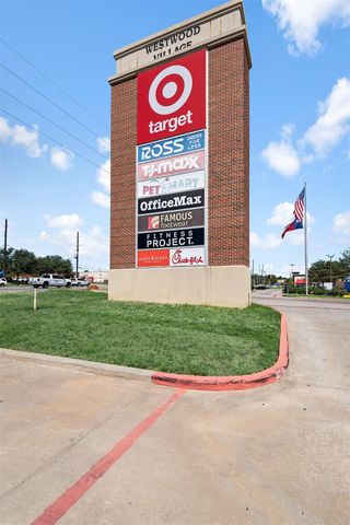 5818 Pacco Lane, Magnolia, TX 77354