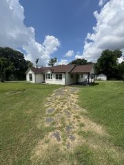 2713 Brunswick Dr, Nashville, TN 37207