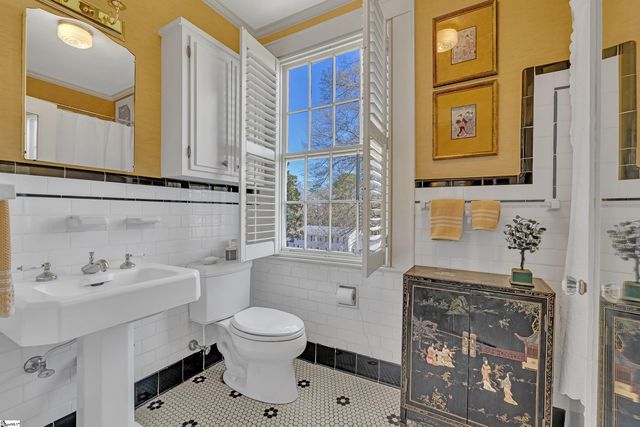 112 Rosewood Lane, Spartanburg, SC 29302