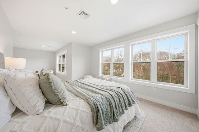 269 Main St U4001, Reading, MA 01867