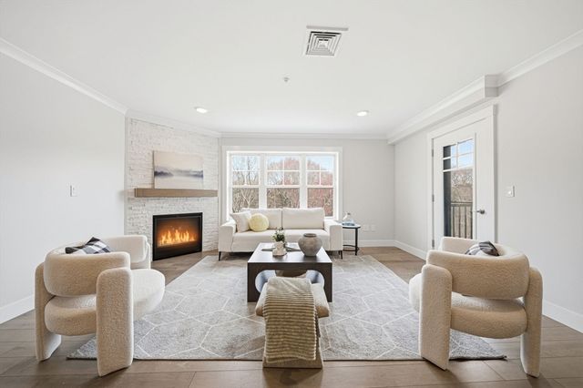 269 Main St U4001, Reading, MA 01867