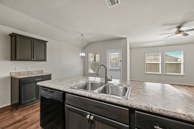 231 Clydesdale Street, Waxahachie, TX 75165