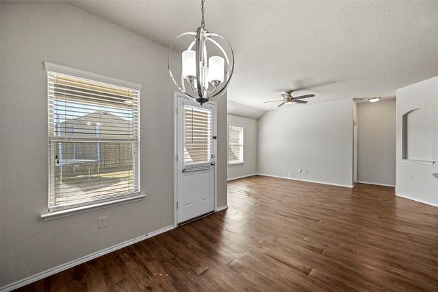 231 Clydesdale Street, Waxahachie, TX 75165