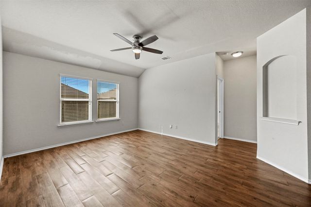 231 Clydesdale Street, Waxahachie, TX 75165