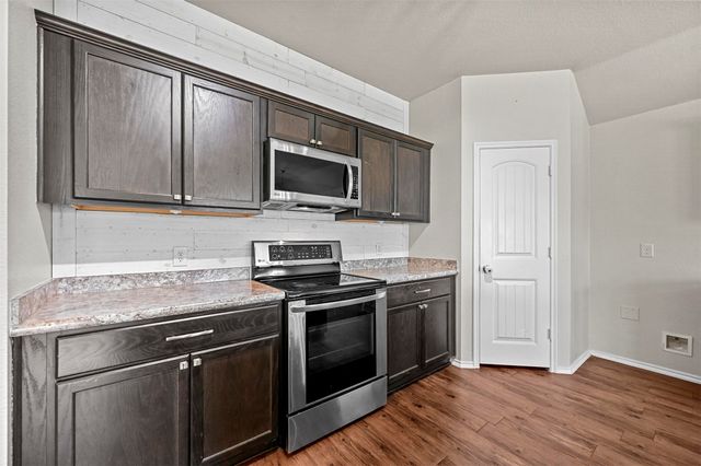 231 Clydesdale Street, Waxahachie, TX 75165
