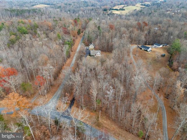 1522 MEANDER RUN RD, Locust Dale, VA 22948