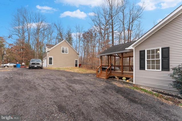 1522 MEANDER RUN RD, Locust Dale, VA 22948
