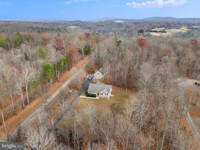 1522 MEANDER RUN RD, Locust Dale, VA 22948
