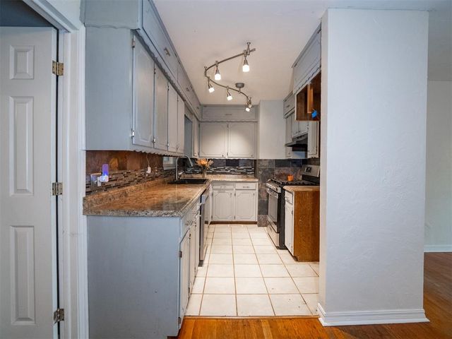 11005 NE 11th Street, Choctaw, OK 73020