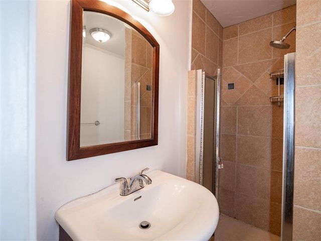 11005 NE 11th Street, Choctaw, OK 73020