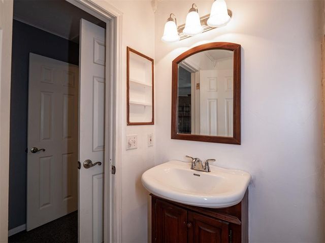 11005 NE 11th Street, Choctaw, OK 73020